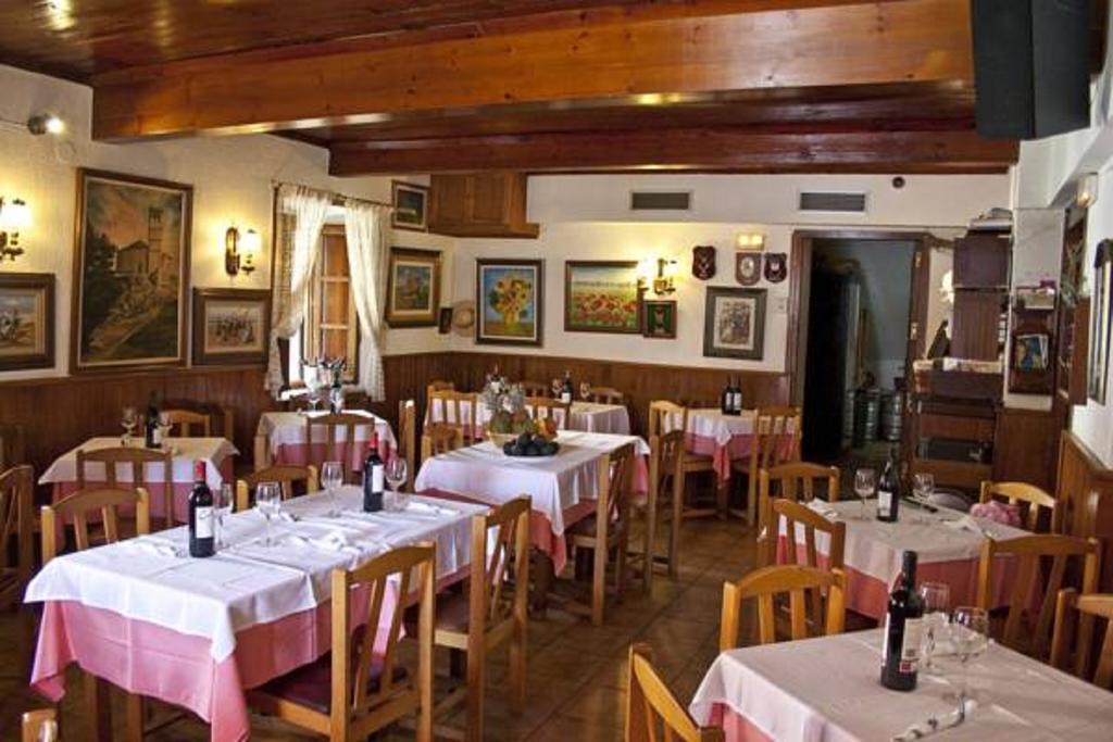 Hostal La Maya Cercedilla Eksteriør billede